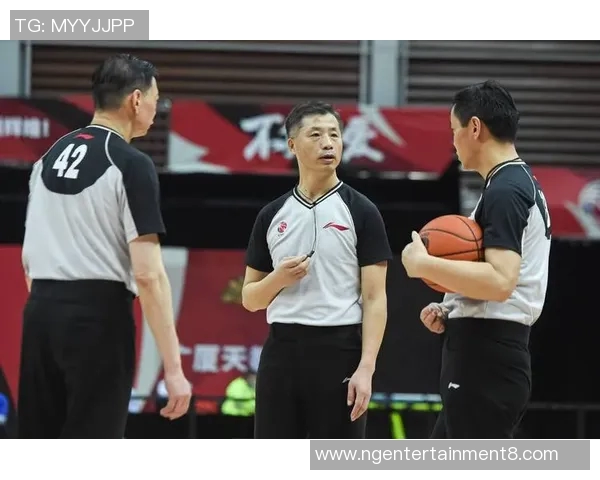 CBA总决赛G6缺中方裁判引发情绪升级与争议分析